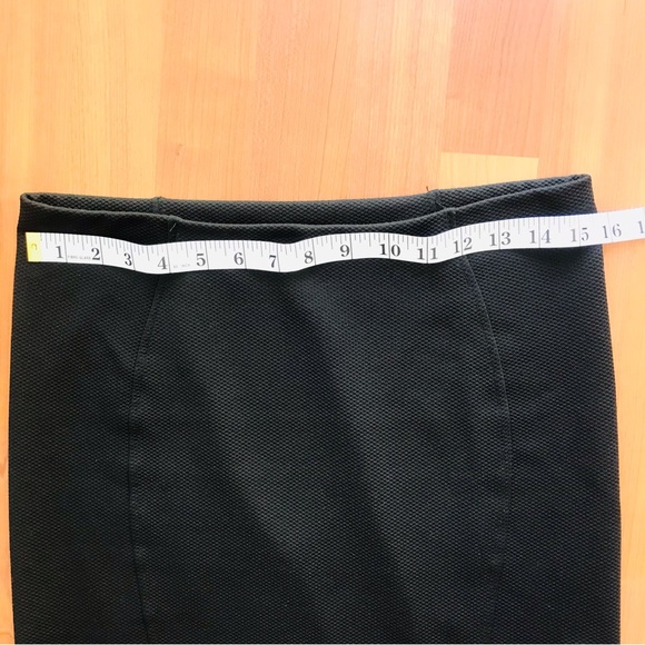 TOPSHOP | Black Bodycon Mini Skirt in Stretchy Material Size 8 - Picture 7 of 8